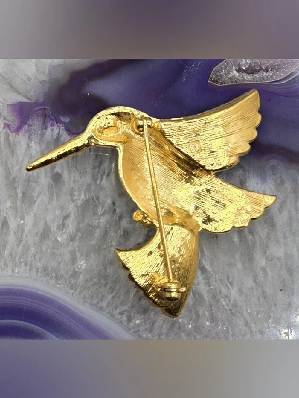 Avon Hummingbird Brooch w/ Red Crystal Eye Measures 2